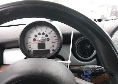 2011 Mini Cooper из США, поврежденный, VIN WMWSU3C53BT099191